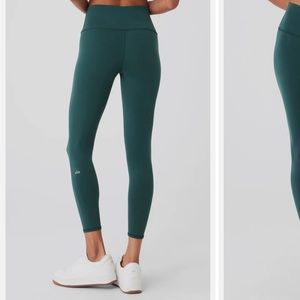 All 7/8 brushed leggings size small